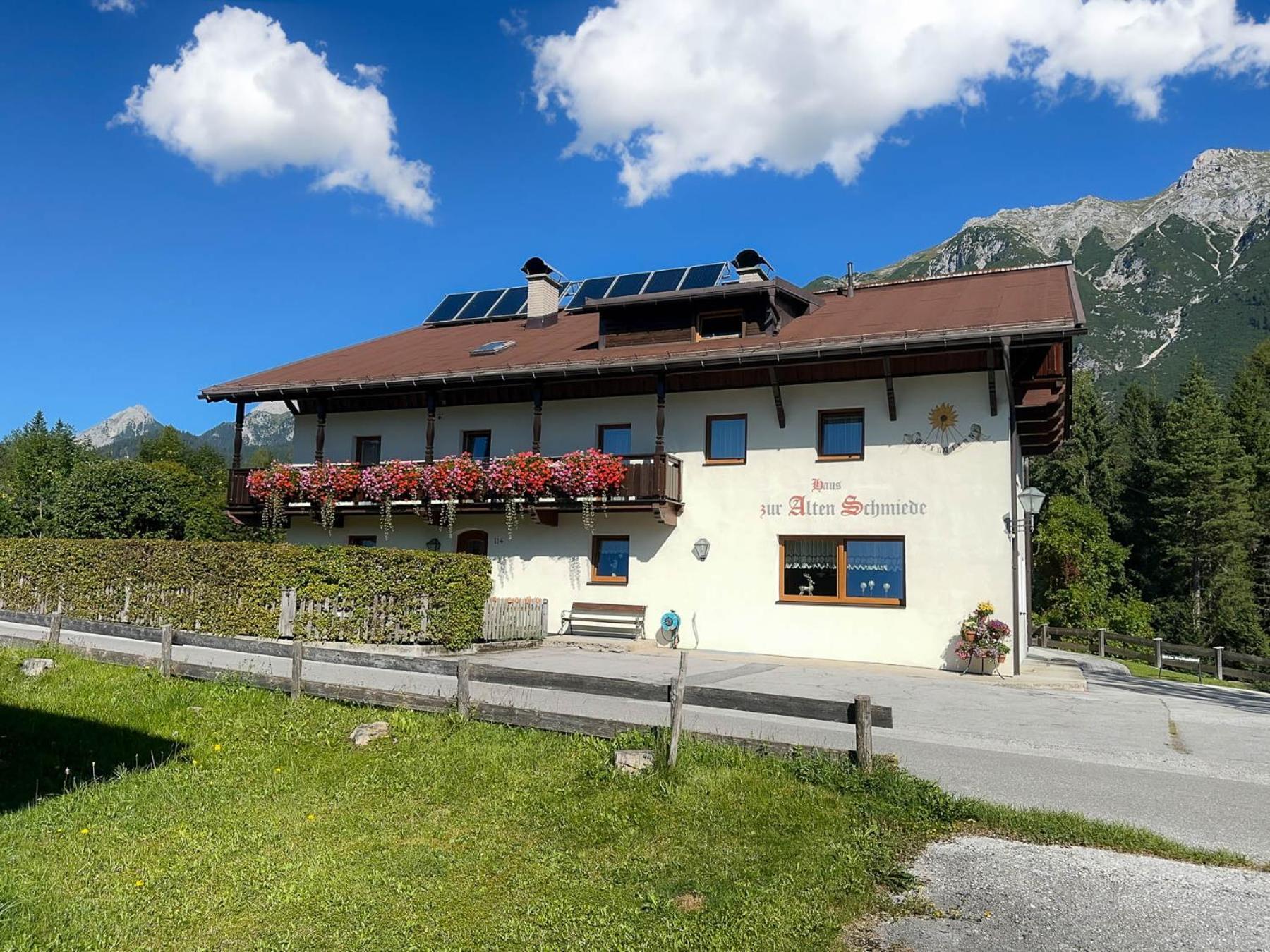 Alte Schmiede Hotel Leutasch Exterior photo