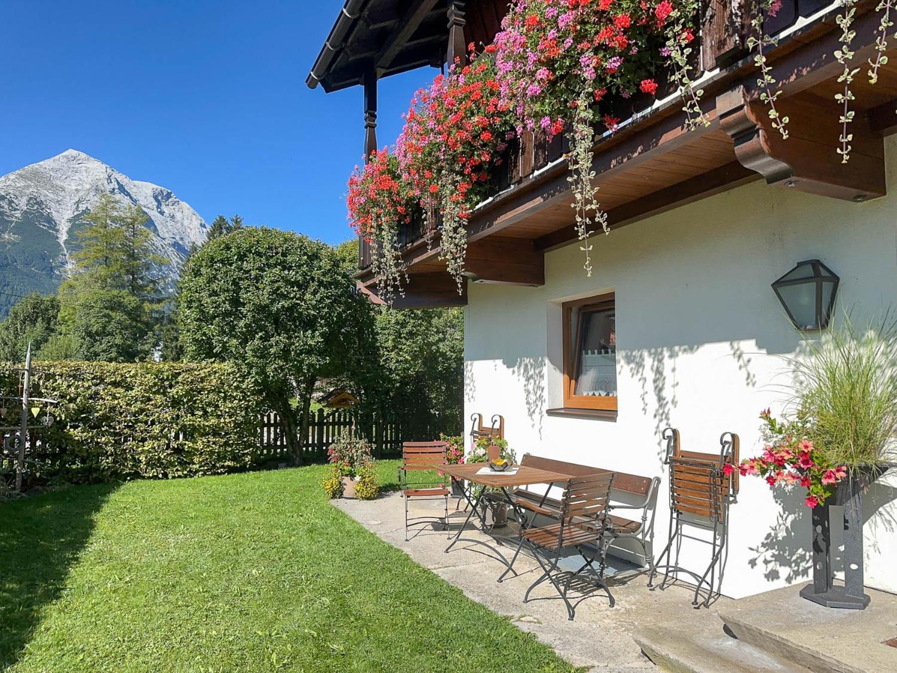 Alte Schmiede Hotel Leutasch Exterior photo